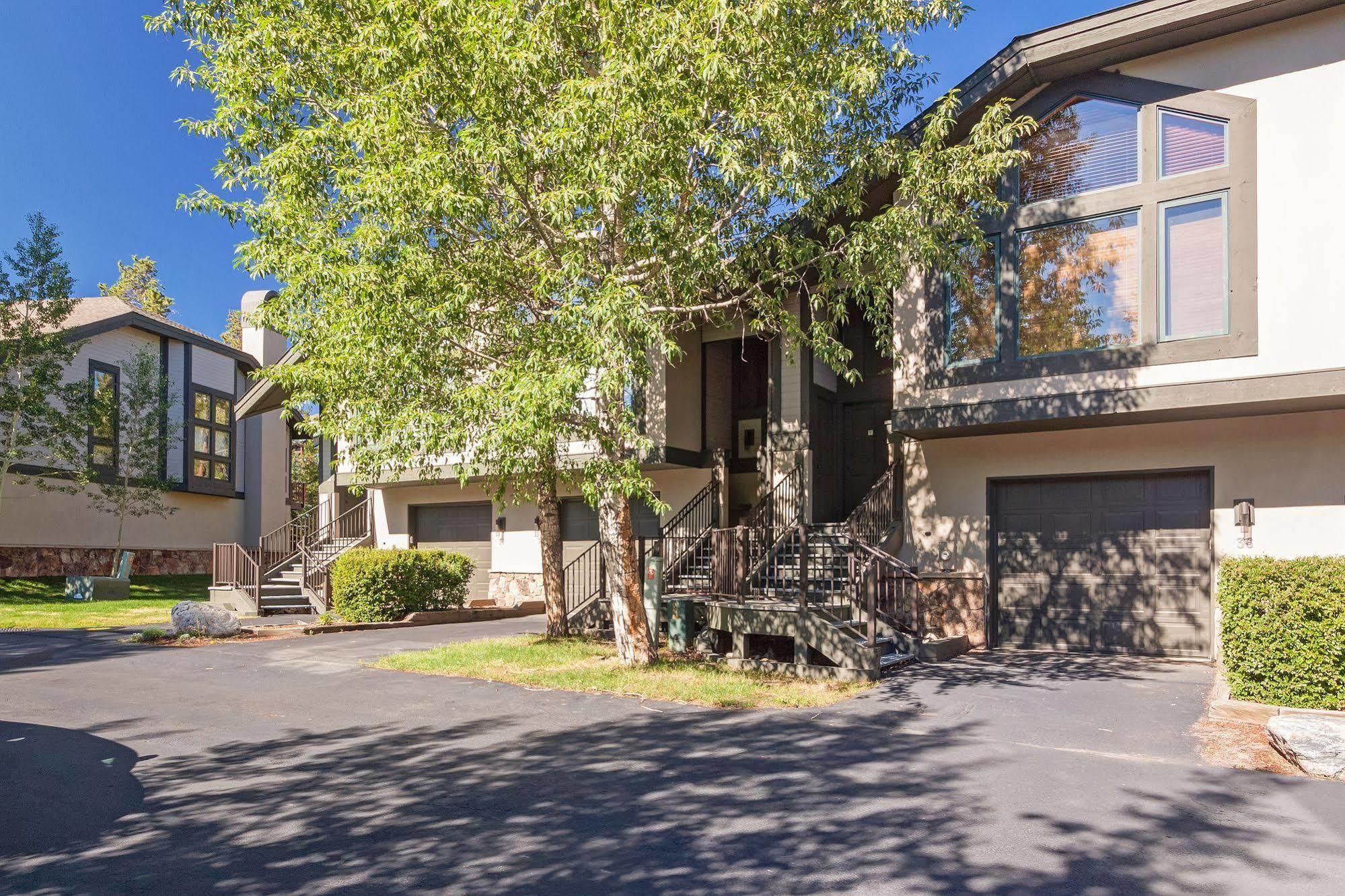 One Breckenridge Place Townhomes 外观 照片
