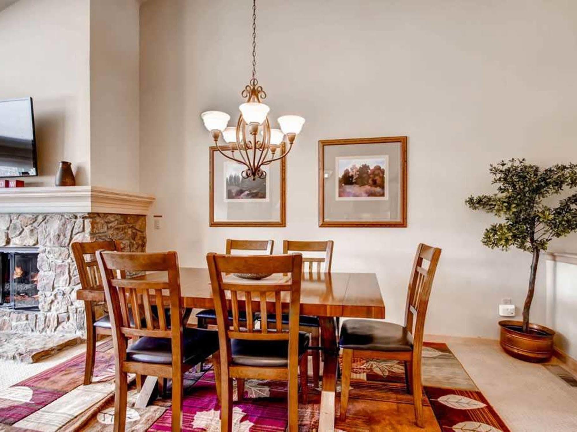One Breckenridge Place Townhomes 外观 照片